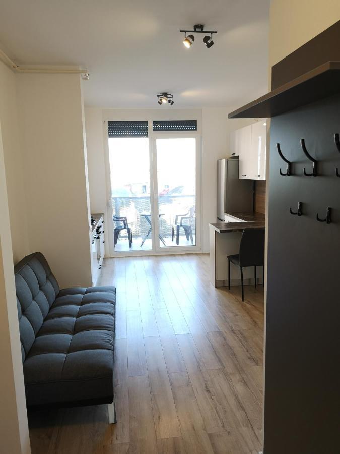 Ared-Atrium Mall Chrysflatty3 Premium Apartment 60Mp Арад Екстериор снимка