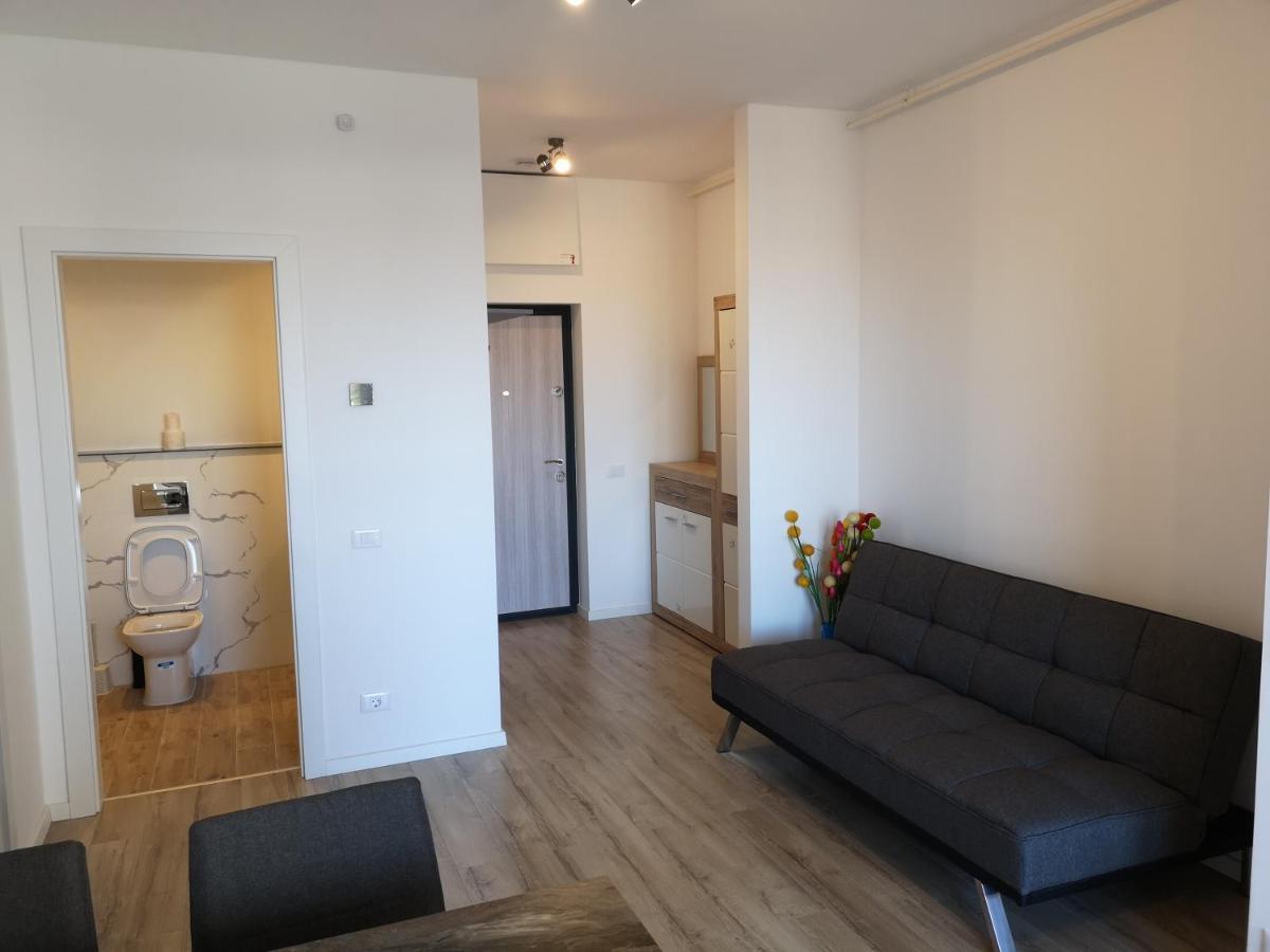 Ared-Atrium Mall Chrysflatty3 Premium Apartment 60Mp Арад Екстериор снимка