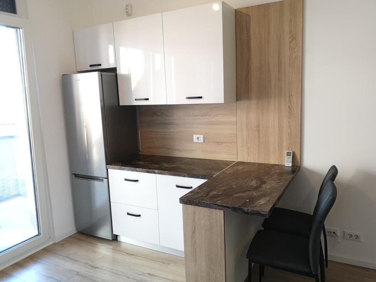 Ared-Atrium Mall Chrysflatty3 Premium Apartment 60Mp Арад Екстериор снимка