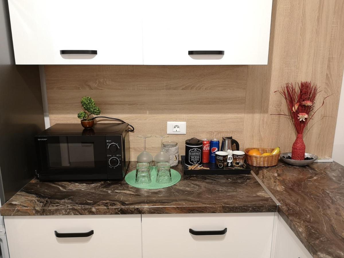 Ared-Atrium Mall Chrysflatty3 Premium Apartment 60Mp Арад Екстериор снимка